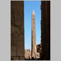 Karnak, Khonsu Temple, Obelisk of Thutmose I., photo kairoinfo4u, flickr.jpg